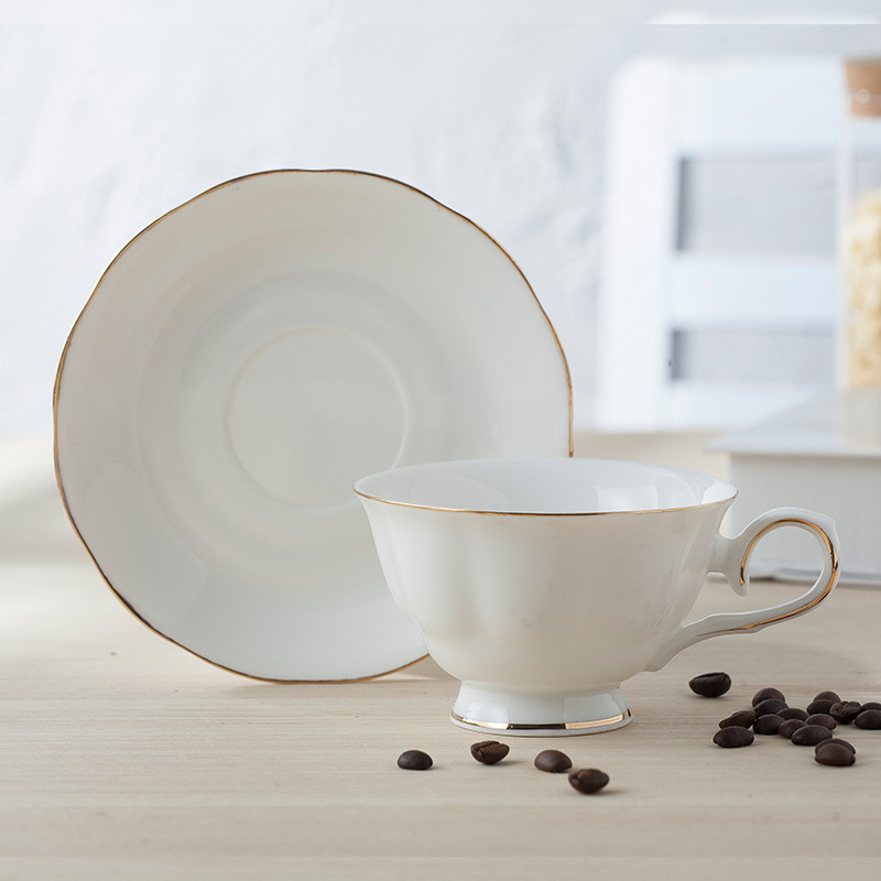 Style européen supérieur ivoire blanc en céramique os chine porcelaine Drinkware service à café avec soucoupe tasse et cuillère Rose doré: Style 2