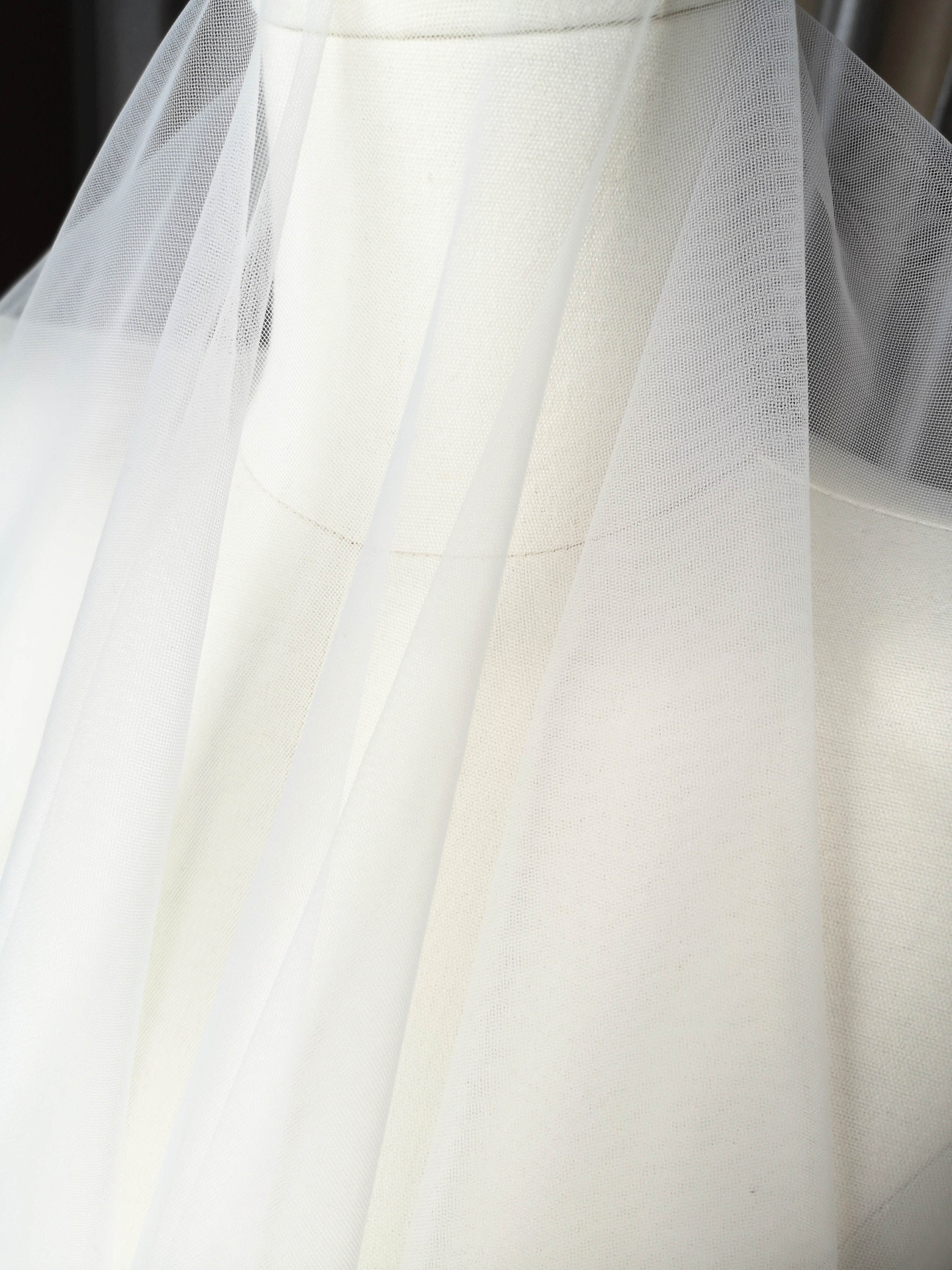 Versatile Soft Tulle Fabrics in Sage Green Blue Yellow for Wedding Decor Curtains Clothing Chair Backs and Encrypted Veils: camel