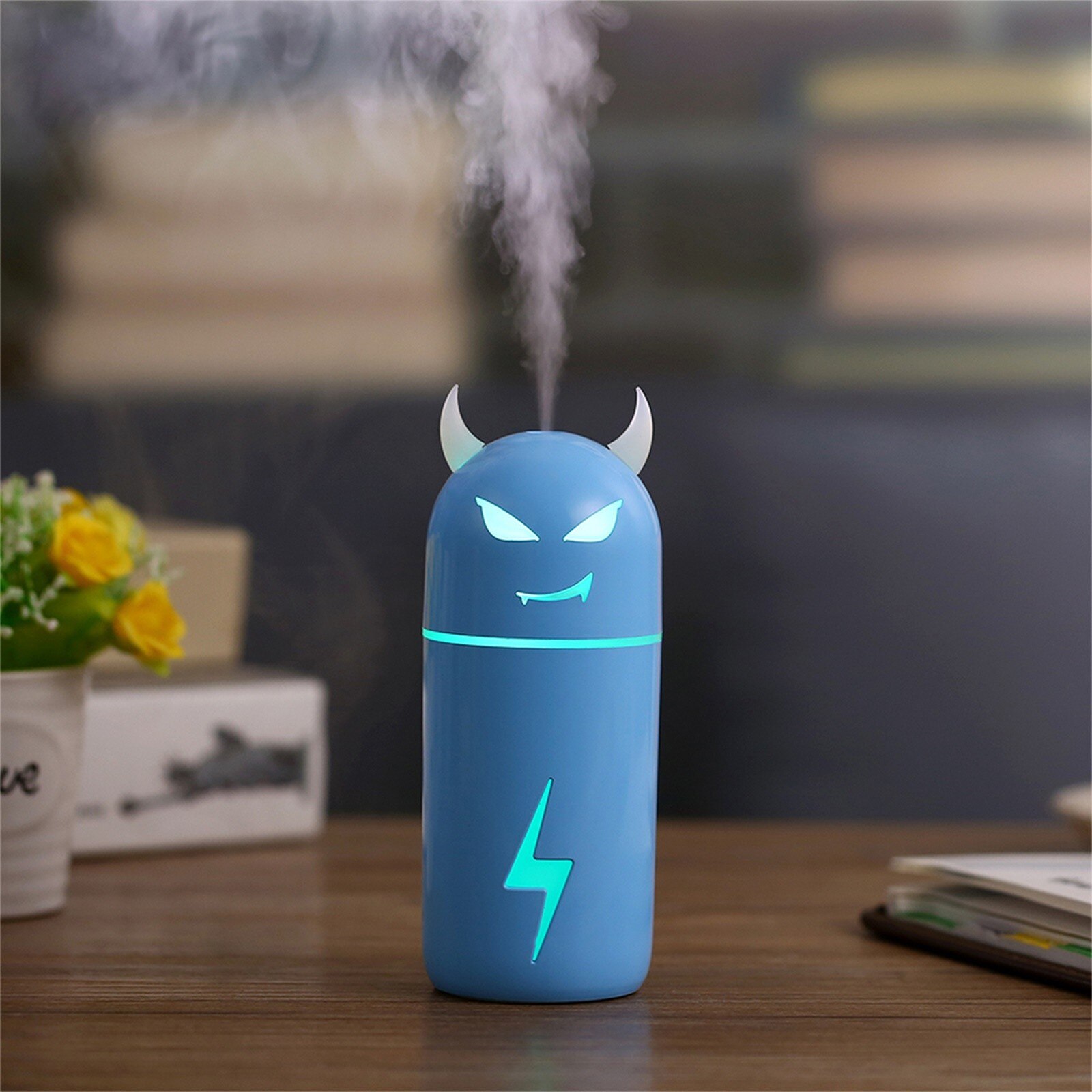 Humidificadores difusores Usb MINI, 300ML, generador de niebla de luz ultrasónica romántica, purificador de aromaterapia para el hogar y el coche, Copa deslumbrante, n. ° 4: Blue 