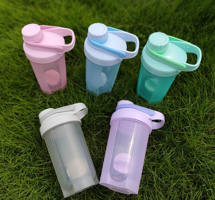 500ml shaker flaske proteinpulver blandeflaske med visp ball sport fitness vannflaske bærbar skrukork shaker
