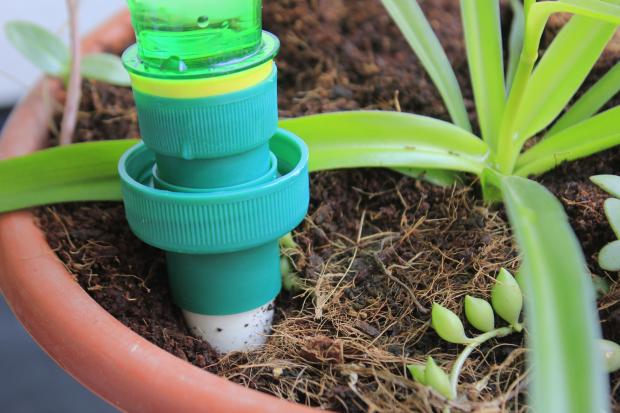 Irrigador de cerámica para botellas, Kits de cerámica de riego por goteo automático para jardín, cono de autorriego, herramientas de riego
