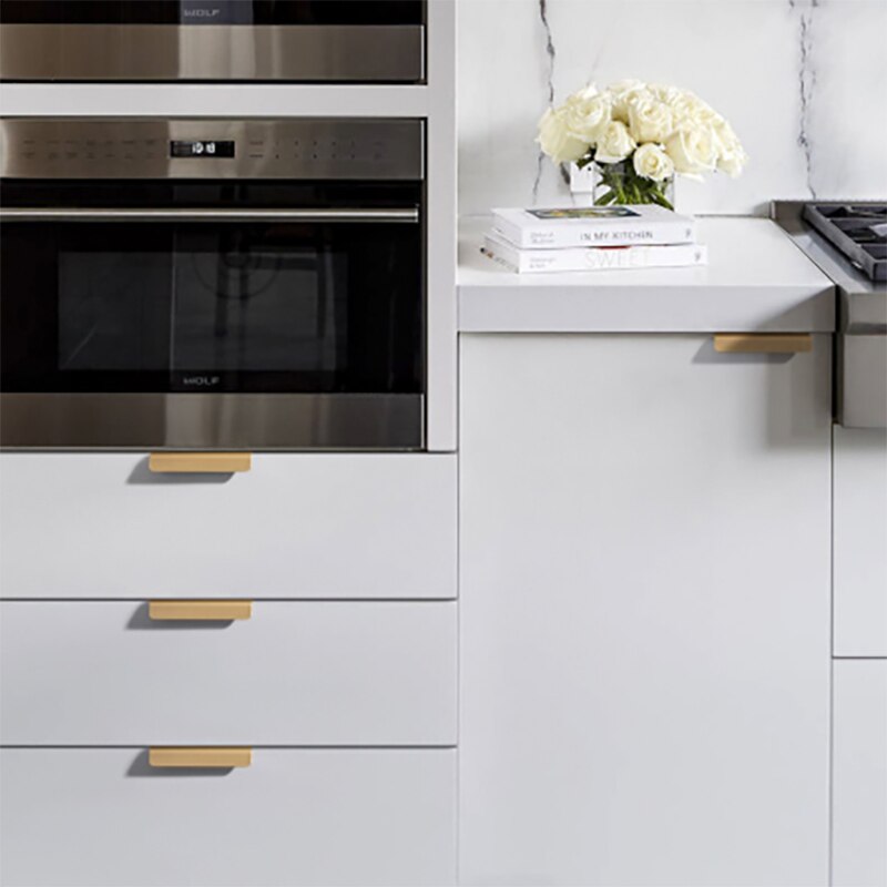Modern Brass Brushed Hidden Handle Cabinet Handles Sliced Finger Pull Handle Kitchen Cupboard Pulls for Furniture Hardware
