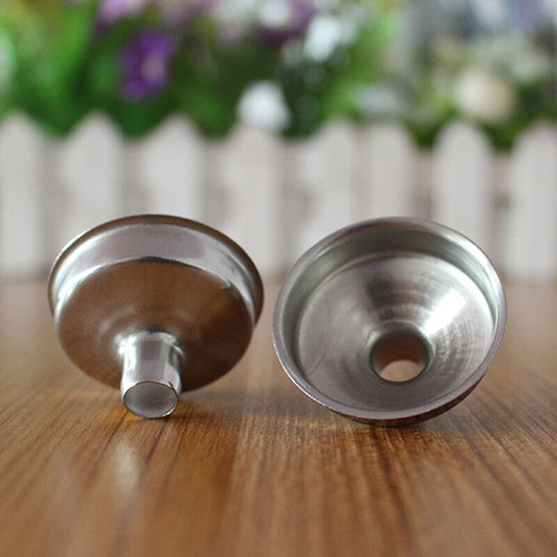 Stainless Steel Funnel Kitchen Oil Liquid Funnel Mini Funnel Drinking Flask Funnel Portable Filling Vial Tool Accessories