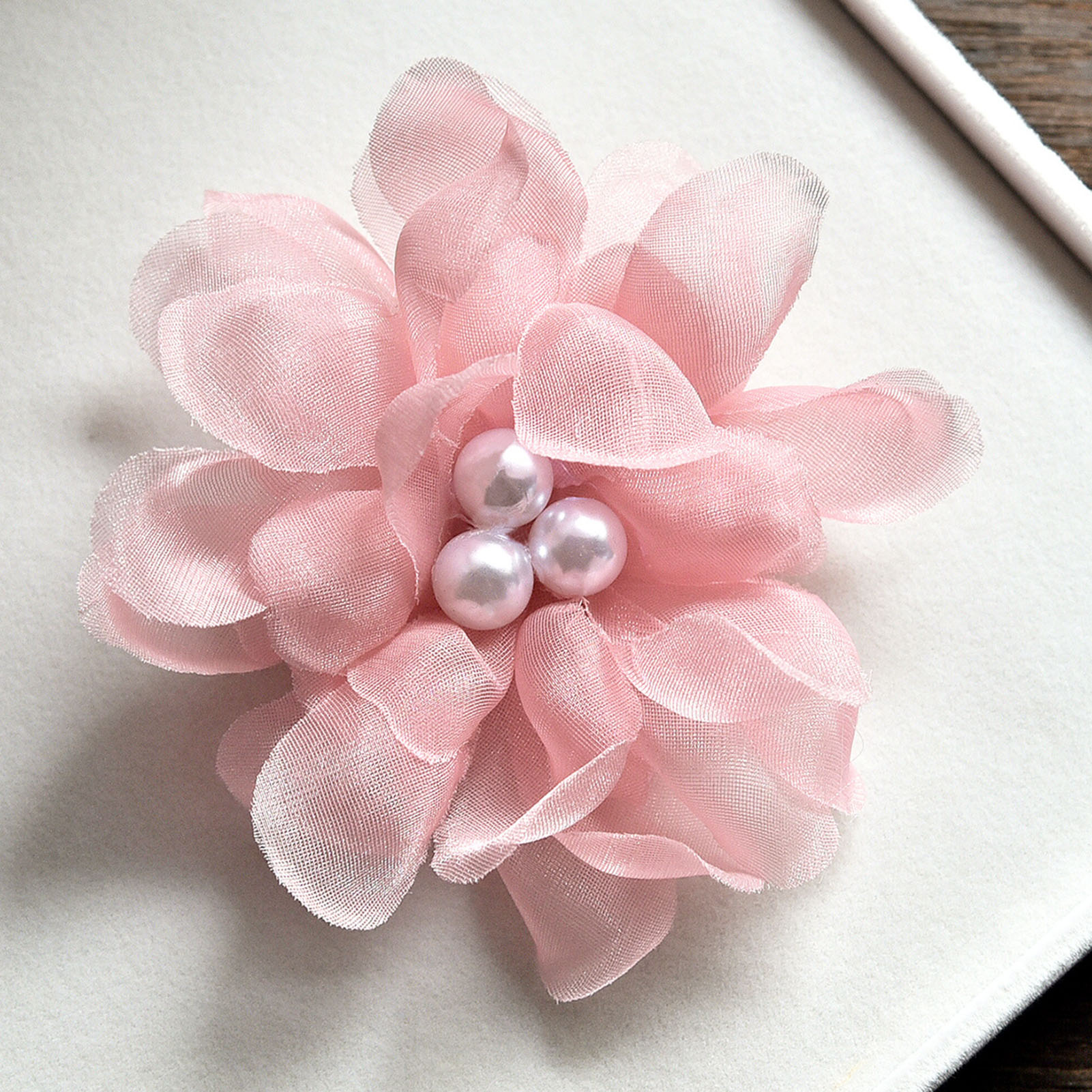 Mode Bloem Veer Bruiloft Haar Tovenaar Kraal Corsage Haarspeldjes Bruids Haarband Broche Pin Bloemen Gasten Noiva Haarspeldjes: Donker Kaki
