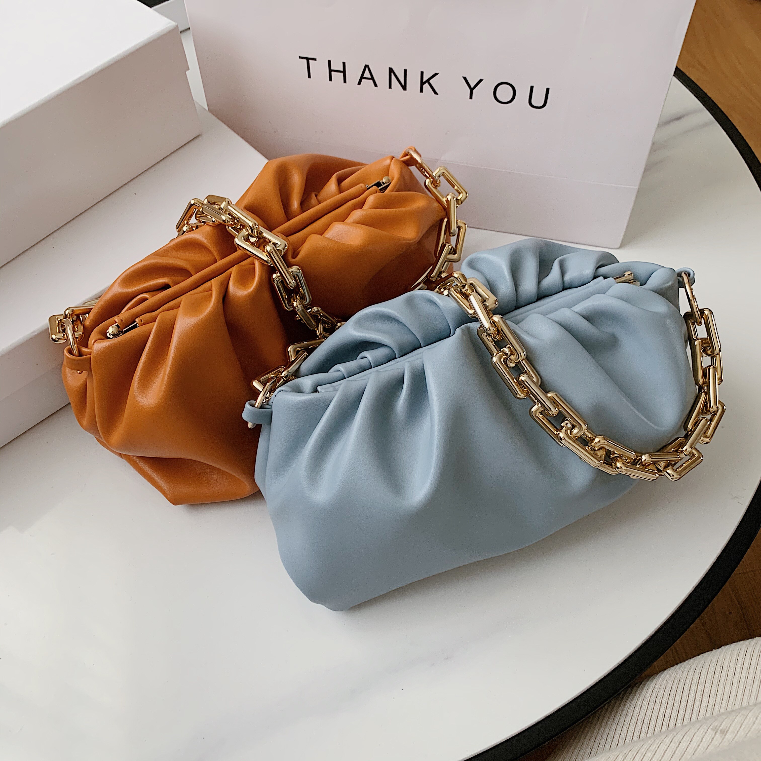 Bolso de cuero sintético con cadena dorada para mujer, bolsa de mano femenina para la axila, de hombro, de viaje, de Color sólido, para verano,