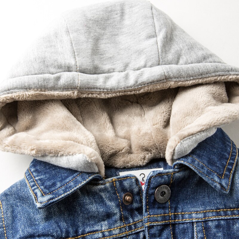 Boys'Autumn and Winter Jeans Jacket with Fleece Thickening Children's Winter Dress Westernized Boys' Jacket