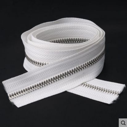 Multi color 5# metal Copper tooth zipper by yard: white