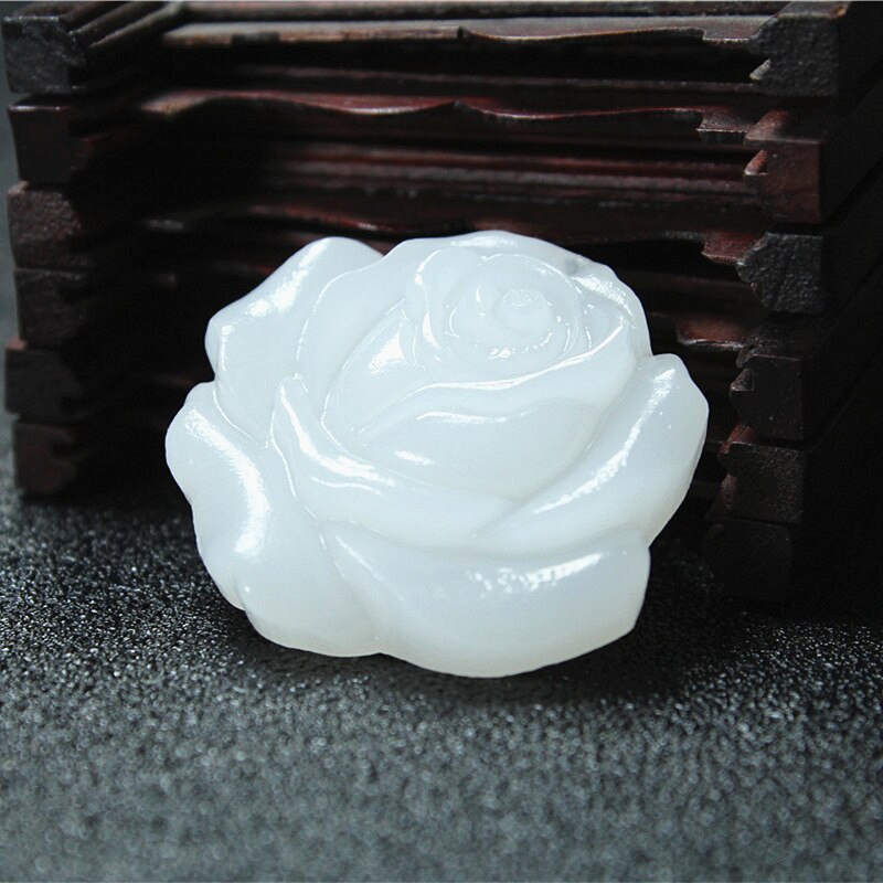 Naturlig hvid jade rose blomst vedhæng halskæde kinesisk håndskåret charme smykker tilbehør amulet til mænd kvinder