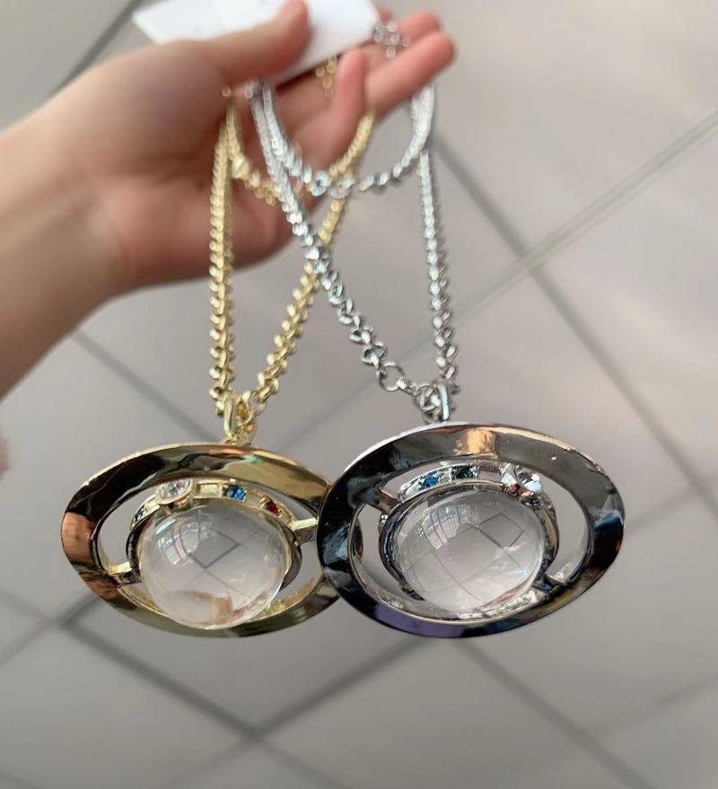 Kryształowy naszyjnik Saturn dla kobiet biżuteria ślubna ins stylowe, luksusowe łańcuch sweter dla dziewczynek biżuteria