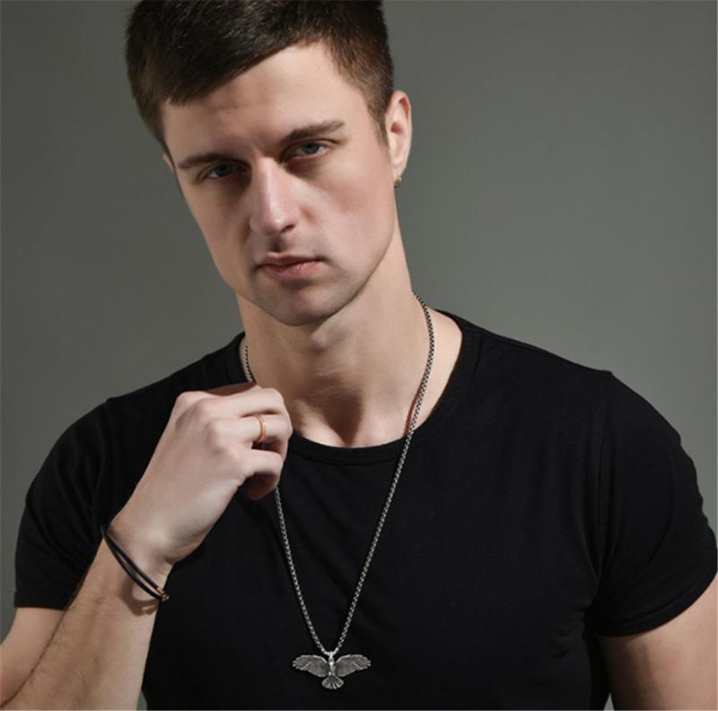 Simple Compact and Exquisite Animal Crow Raven Eagle Pendant Necklaces for Men Punk Jewelry