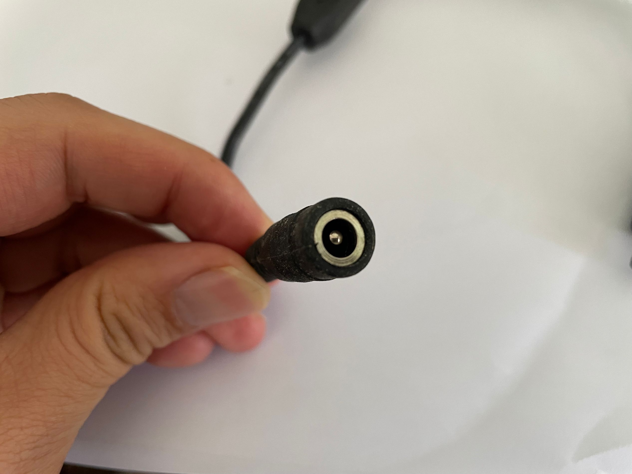 Power Splitter 1 to 4 Security Camera DVR 1 DC male To 4 Female plug Power Cord adapter Connector Cable Splitter for CCTV System