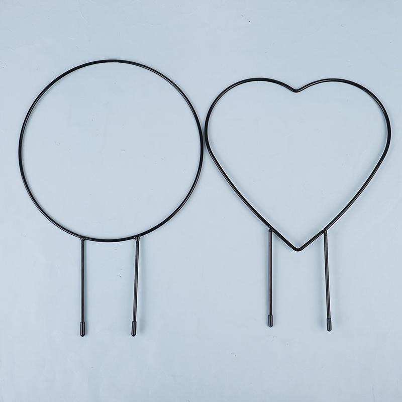 Alambre de soporte de hierro para plantas de jardín, guirnalda de metal en forma de corazón, 1 unidad
