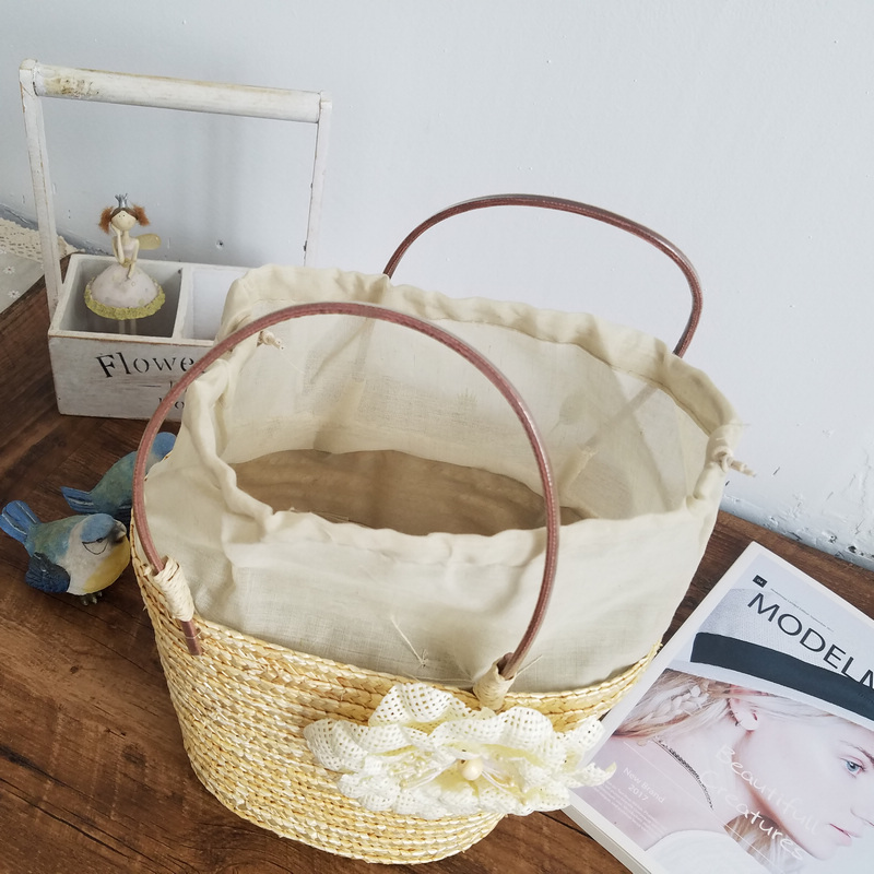 Korean Vintage Style Women Straw Bag Drawstring Beach Tote Bag Artificial Flower Woven Handbag Flower Bags With Rattan Handle
