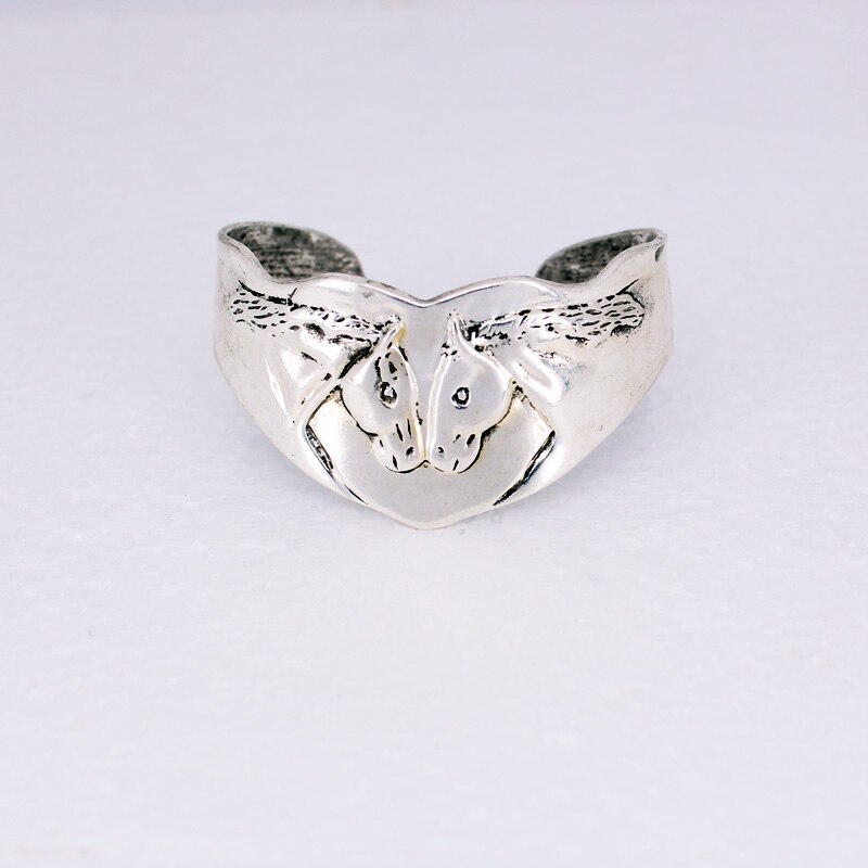 Hzew três projetos cavalo pulseiras dois amor cavalo bangle cuty cavalo pulseiras presente: 1