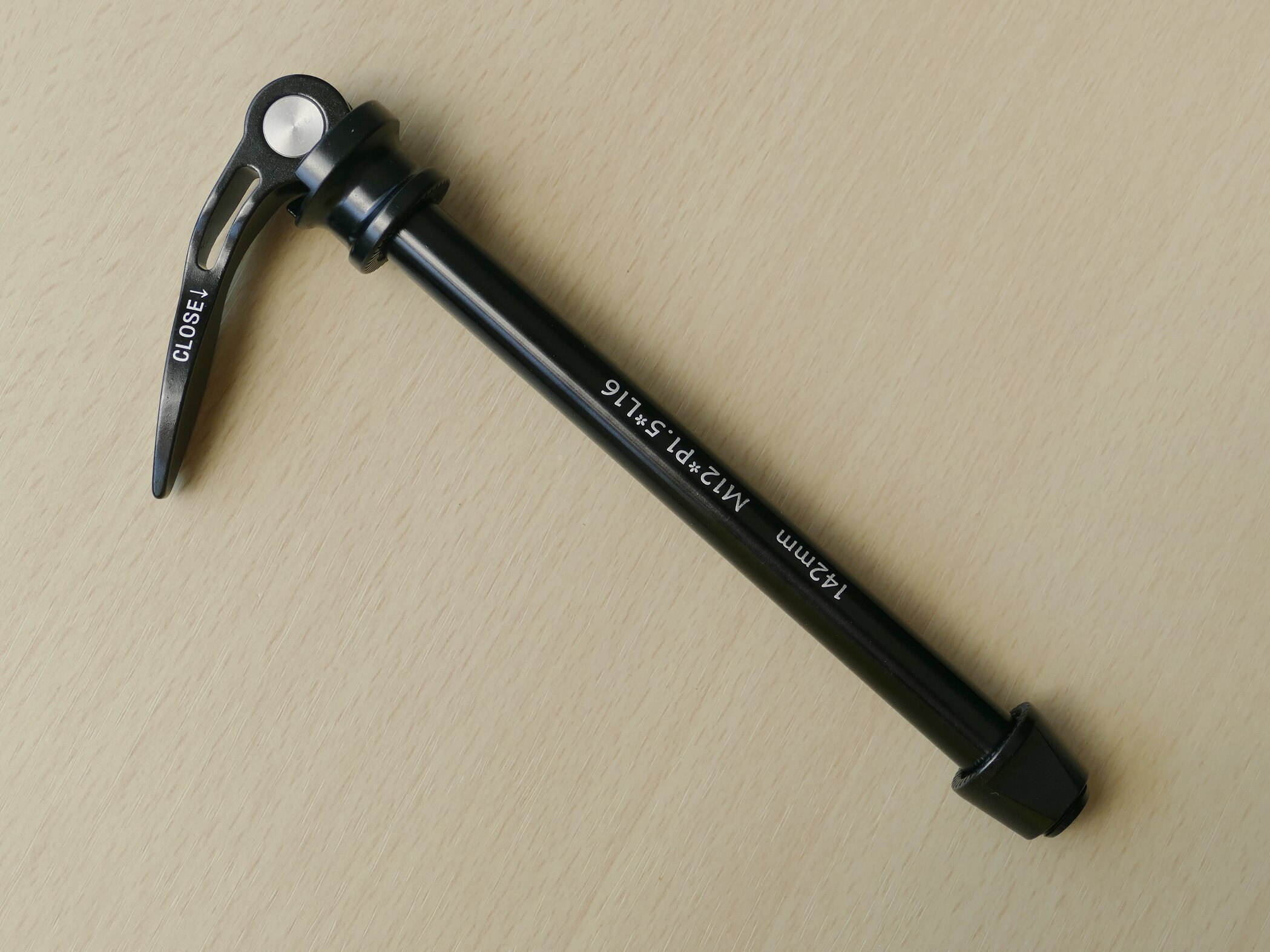 Brand Road Cyclocross Bike Fork Axle Thru-axle 100mm * 12mm For Front Fork