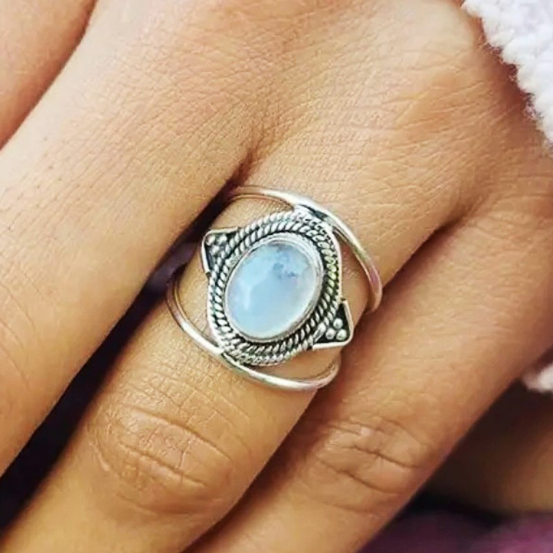 Huitan Bohemen Stijl Ovale Imitatie Opaal Ring voor Vrouwen Wit/Zwart Luxe Trouwringen Accessoires Temperament Dame Sieraden: 8 / Black
