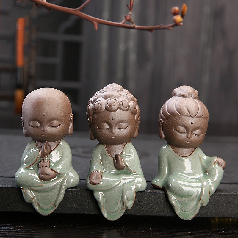 Pequeño Buda estatuas budista Tathagata bonito Buda arena cerámica té mascota accesorios budha ornamentos boutique