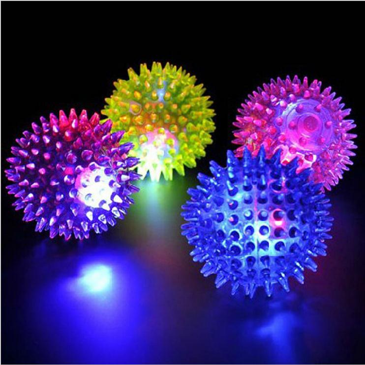8 stks/partij hele lichtgevende zachte bouncy rubberen ballen 6.5cm kleurrijke kerst speelgoed voor kinderen l