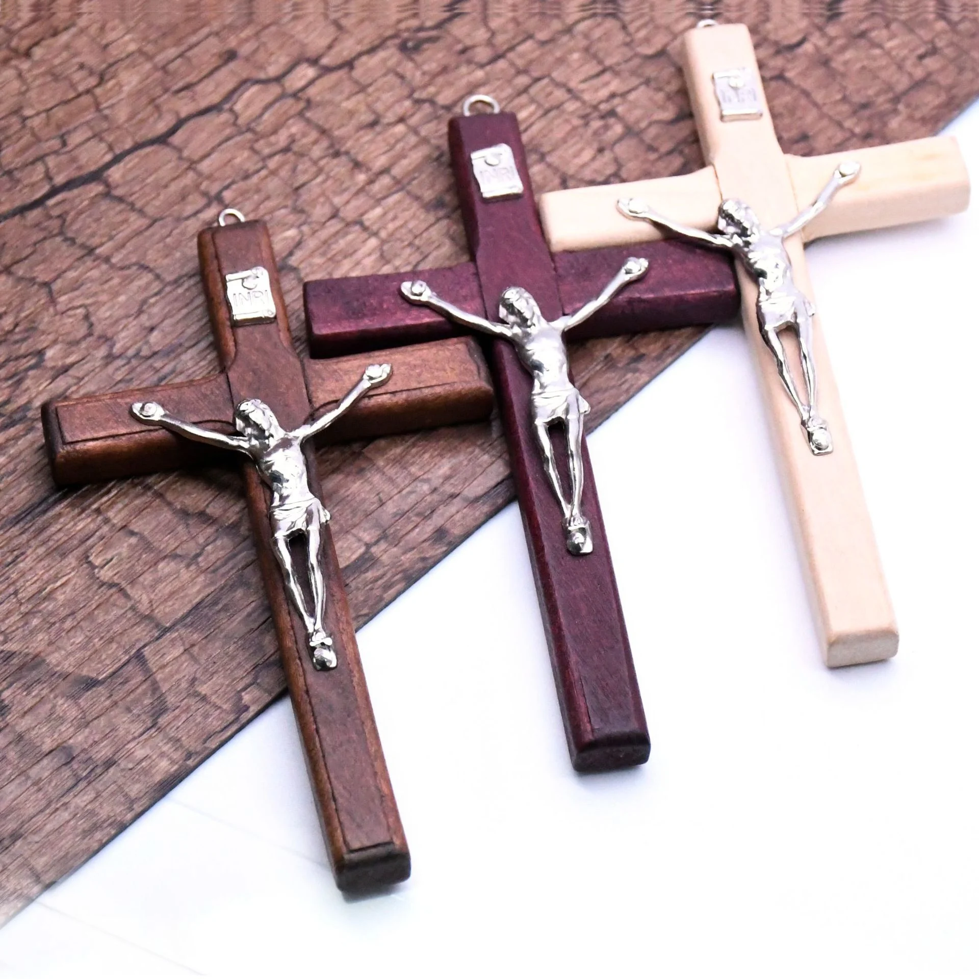 Träkors zinklegering jesus katolsk kyrka ornament väggmonterad es kristen minneshalsband hänge