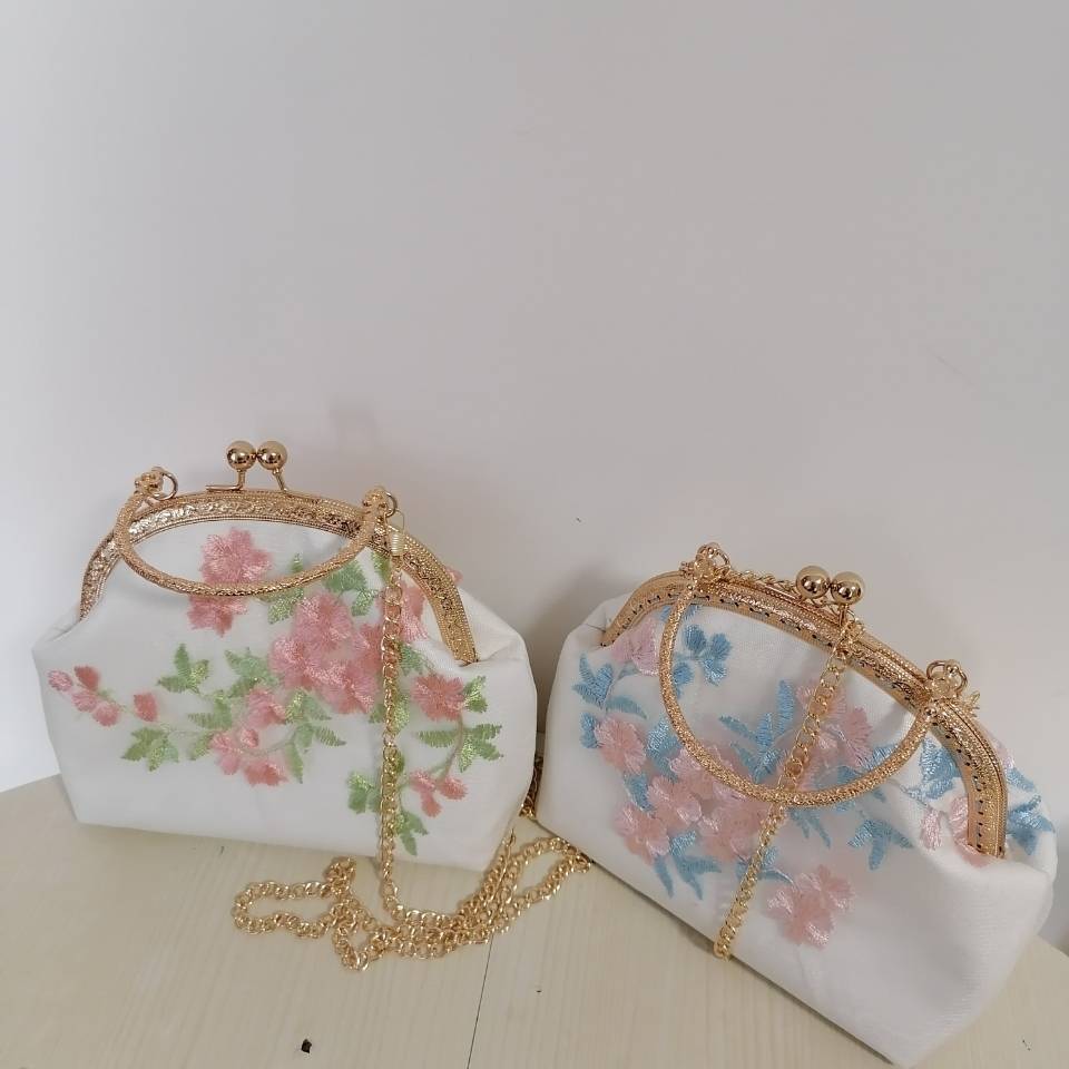 Classic Embroidery Flowers Kiss lock Shell Bags Bag Chain Women Shoulder Crossbody Bag Vintage Women's Handbags