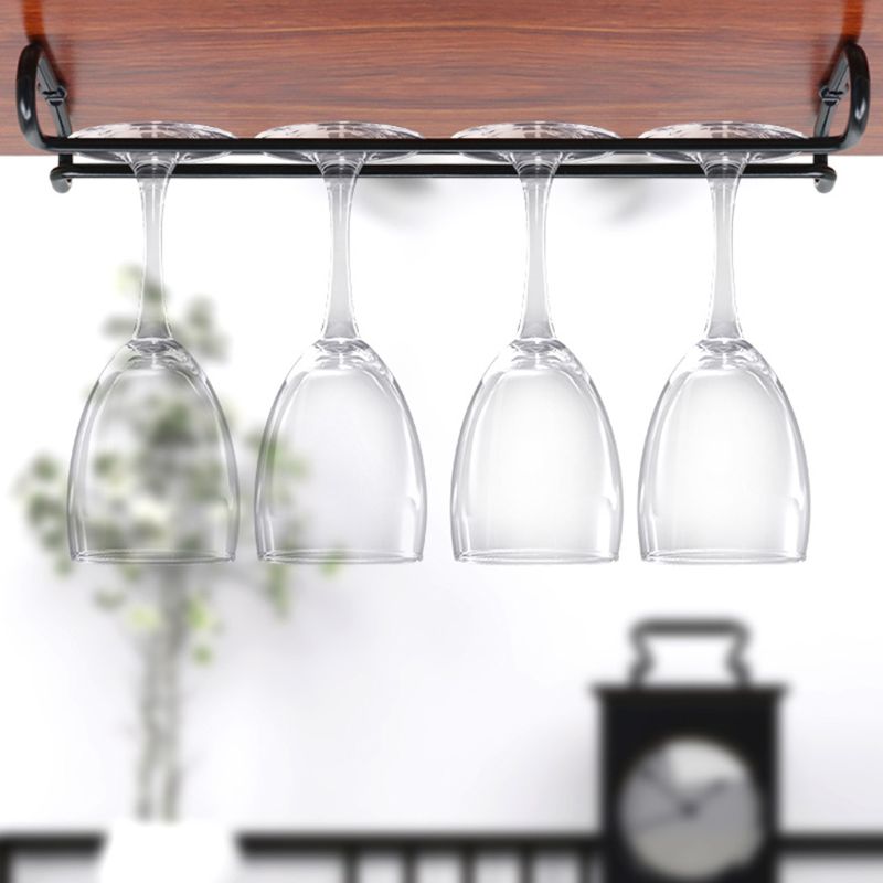 Enkelt række suspension hængende vinglasholder omvendt hylde monteret på kabinet glas cup arrangør til bar køkken
