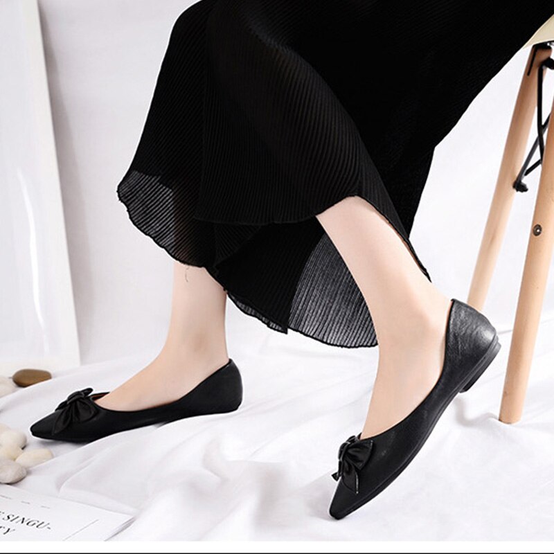 Ladies Boat Shoes Women Soft Leather Casual Shoes Pointed toe Bowknot Women's Flats Plus Size Office Ladies Brand Shoes YX077