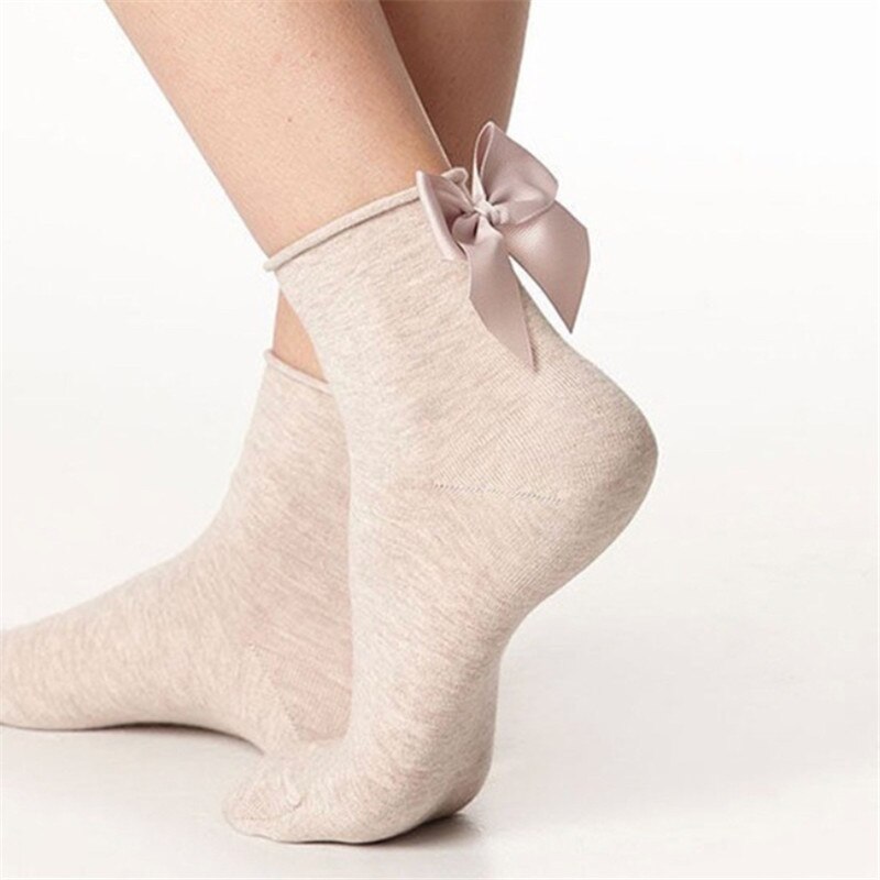 Chaussettes en coton à gros nœud pour femmes, à la , colorées, Kawaii, mignonnes, pour filles