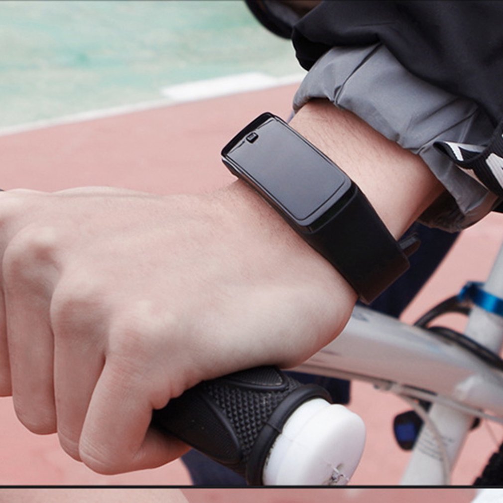 Simple women watch Hand Ring Watch Led Sports Watches Electronic Watch Silicone Electronic Digital Watch