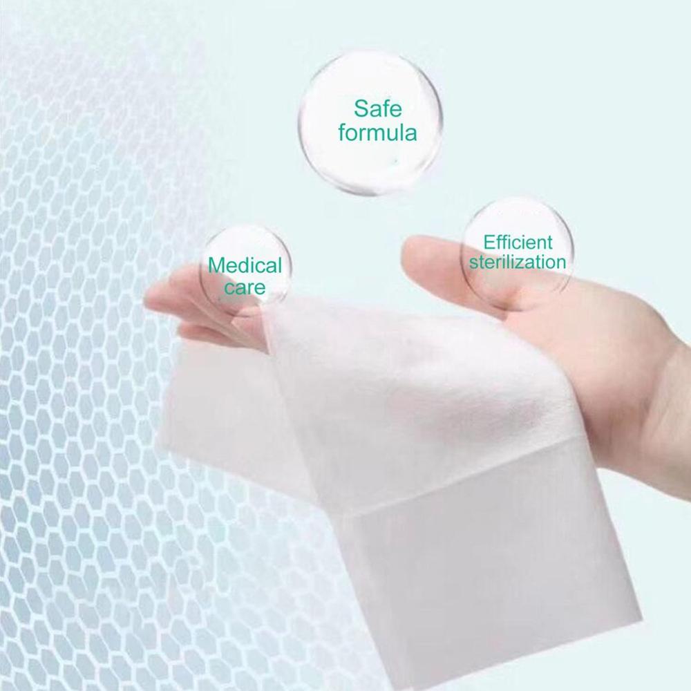 50Pcs Alcohol Prep Pads Disposable Alcohol Wipes 75% Alcohol Sheet For Skin Cleaning Care Jewelry Mobile Phone Clean