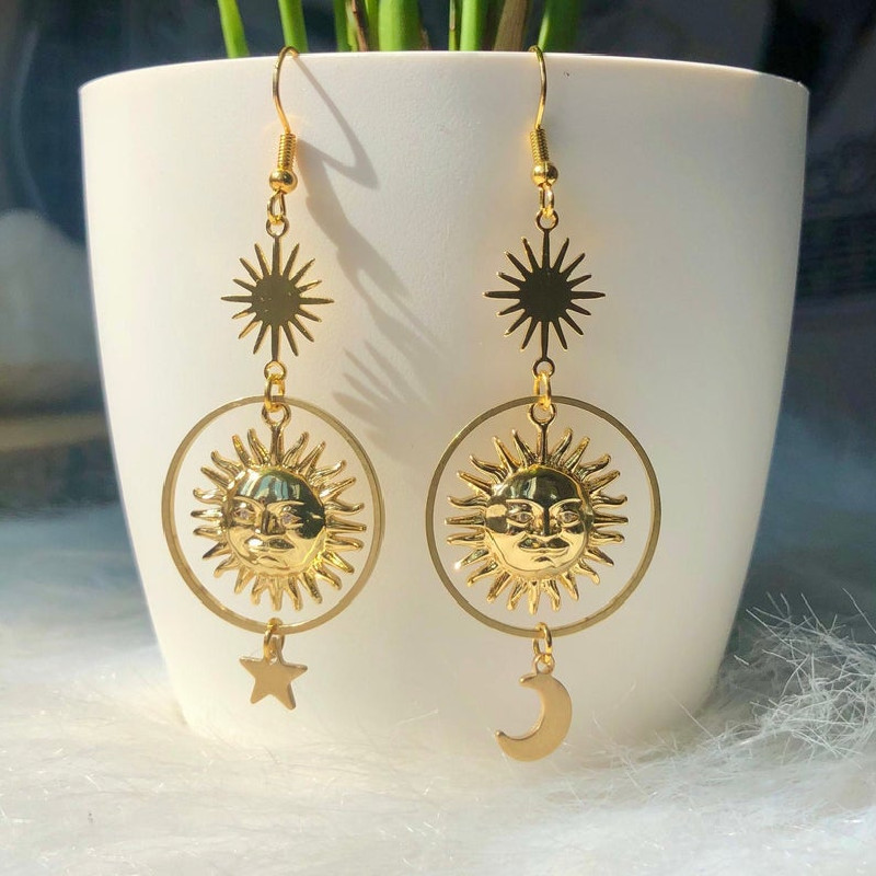 Sol Incompatibilidade Estrela e Lua Brincos para Mulheres, Celestial Moonchild Charme, Rosto com BOHO, Criatividade Jóias, Cor Dourada, Novo Presente