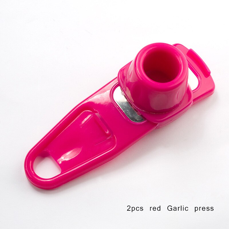 Multifunctional Stainless Steel Ginger Garlic Press Grinding Grater Planer Slicer Mini Cutter Kitchen Cooking Gadgets Tool: 01 2pcs red