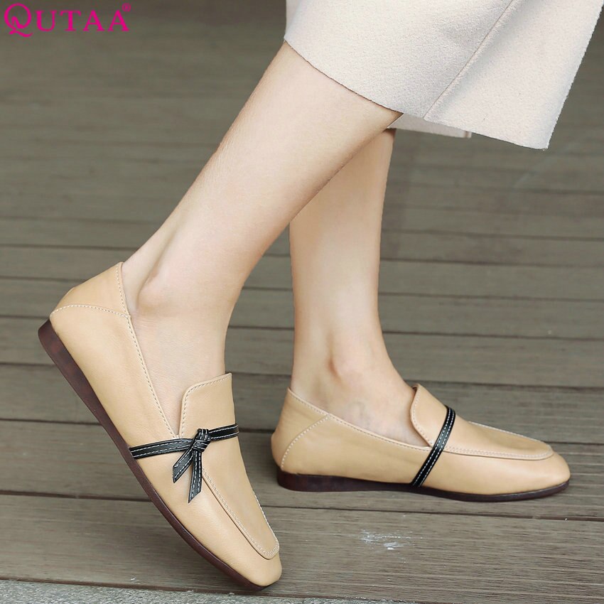 Qutaa kvinnor pumps lågklackat pu läderplattform fyrkantig tå retro casual slip on casual skor dam pumps stor storlek 34-43