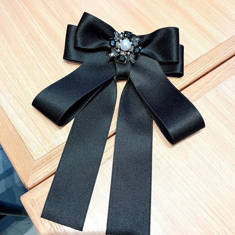 Korean High-end Black Rhinestone Bow Brooch Jewelry Luxury Exaggerated Large Neckpin Bowtie Brooches for Women Accessories