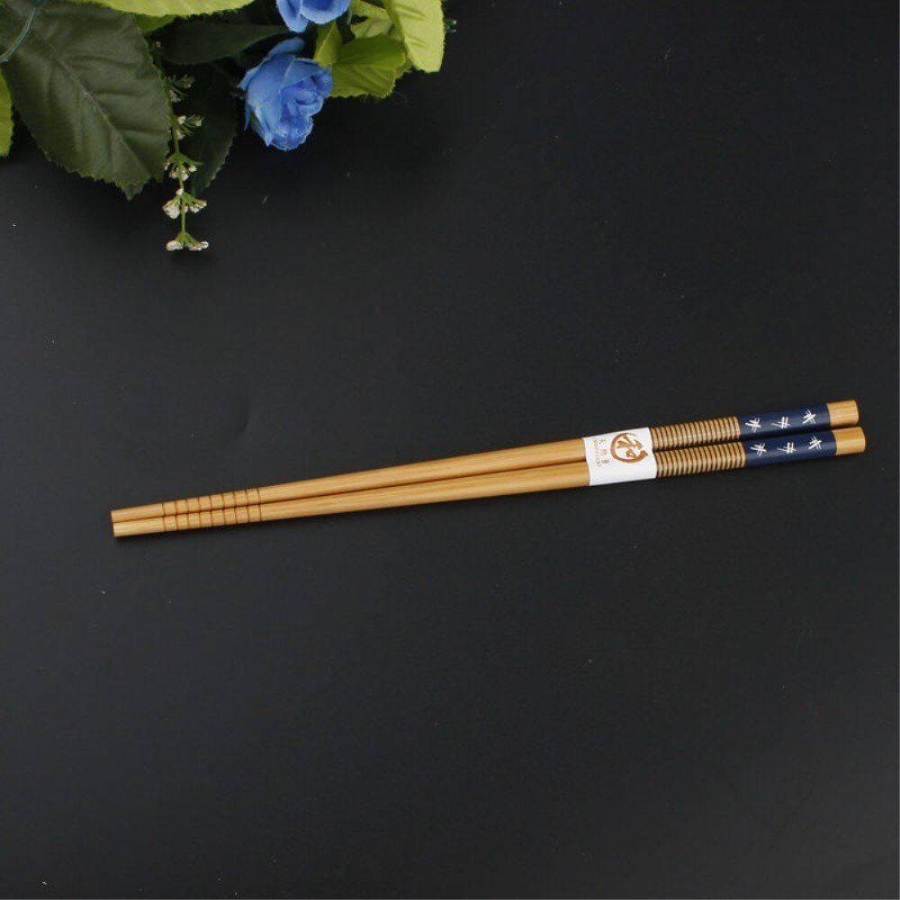 5PCS/Pack Bamboo Chopstick Snow Chopsticks With Box Tableware Suit Chinese Food Dietary tools