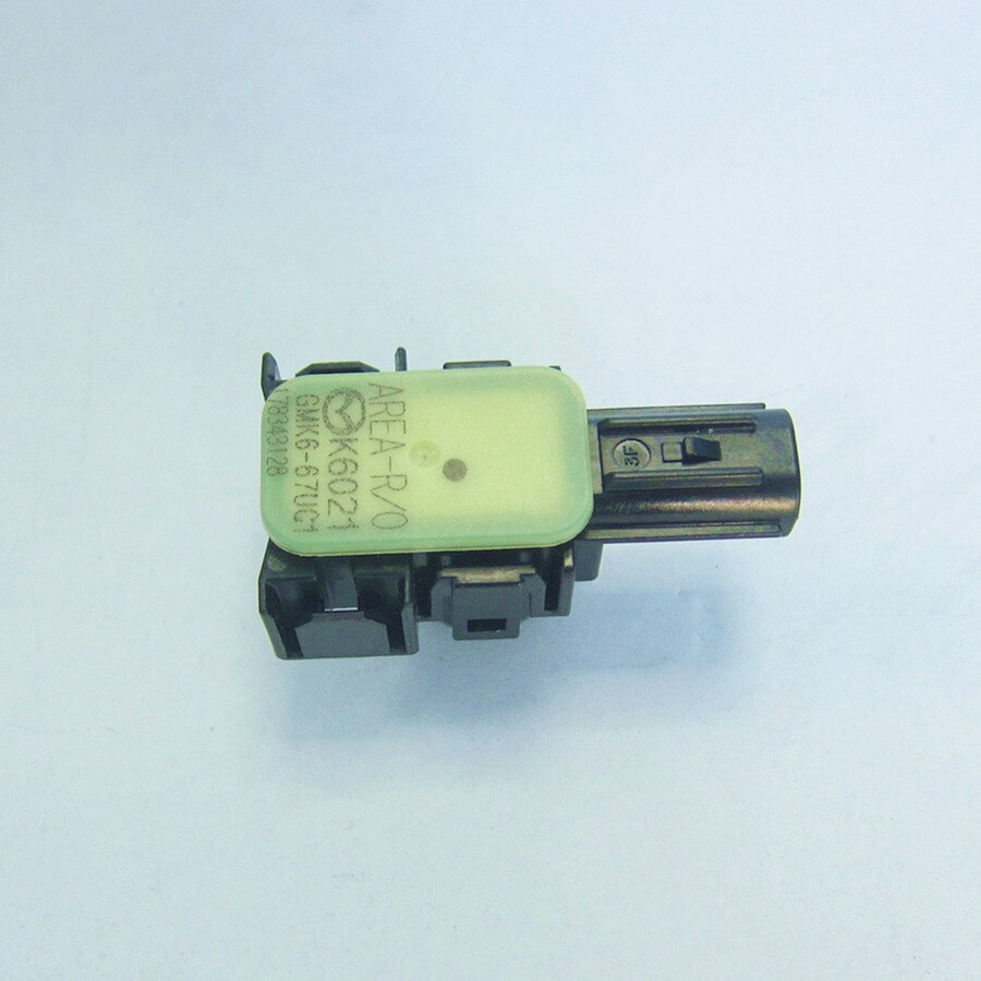 Auto Accessoires Body Voorbumper Parking Sensor GMK6-67-UC1 Voor Mazda CX5 Mazda 3 MX5 Mazda 6 CX3: 1 pcs