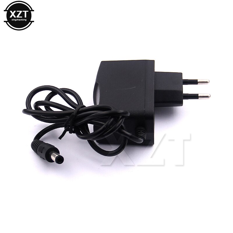 1PCS 4 Port VGA Splitter HD VGA Video sharing 1-in-4-out 350MHZ 15HDF 60M high frequency 2048 * 1536 power supply