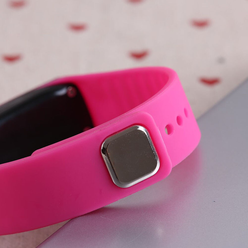 Sport LED Frauen Uhren Süssigkeit Farbe Silikon Gummi Touchscreen Digitale Uhren Wasserdicht Armbinde Armbanduhr TC21
