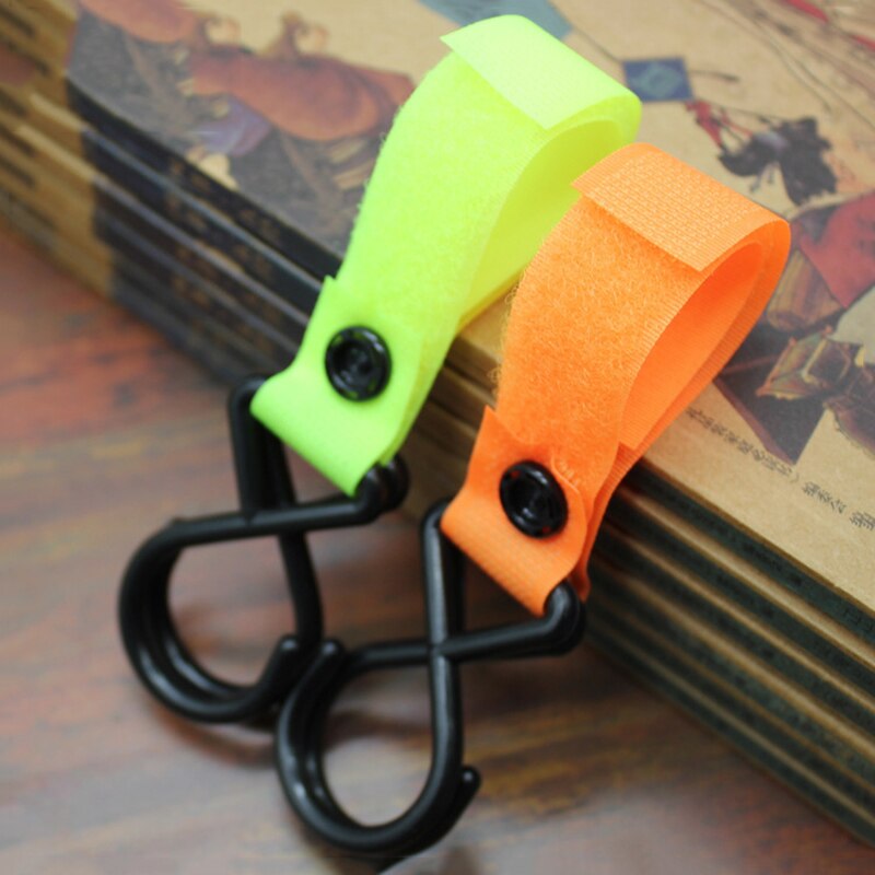 2 Pieces Baby Stroller Hook Snap Baby Toy Strap Pram Pushchair Multi Purpose Hanging Clips Wheelchair Car Seat Rotating Hooks