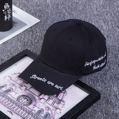 Eenvoudige geborduurde baseballpet met kruis van katoen, snapback, zomerse hiphoppetten voor koppels, buitenzonwering, unisex hoeden: Zwart 3