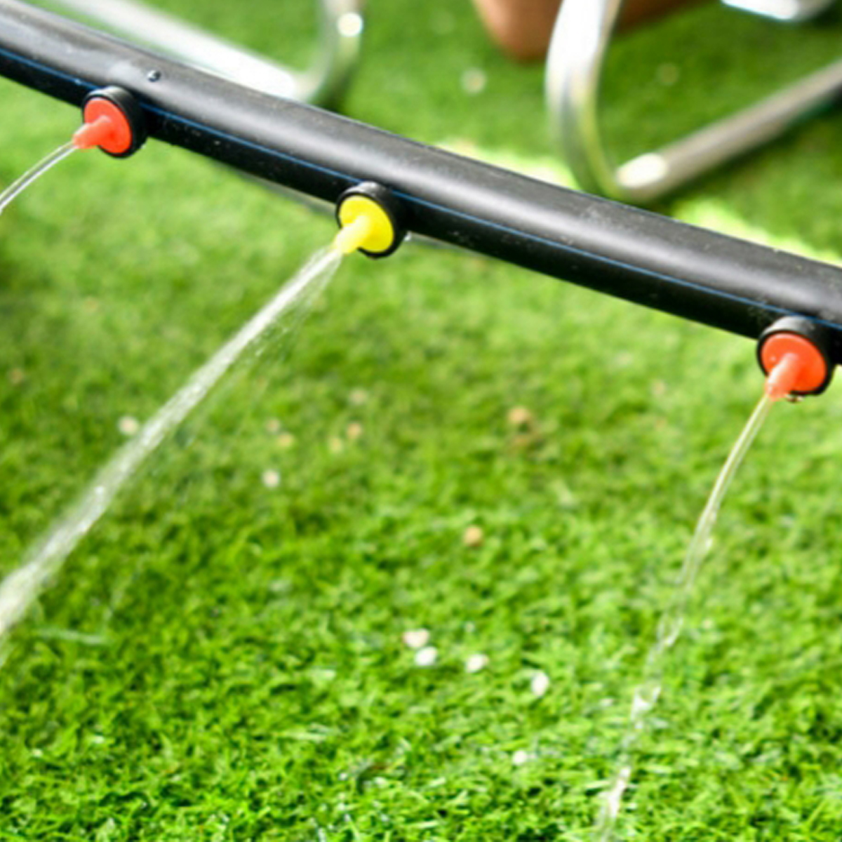 Portata 10/20/30L/H gocciolatore di compensazione della pressione 4/7mm tubo di pulizia automatica regolatore dell'acqua irrigazione del giardino raccordo a goccia