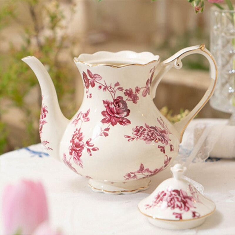 Vintage Blue Teapot Tea Cup Set Rose Ceramic English Country Coffee Cup Saucer Pot Classical Home Kitchen Dessert Cake Plate