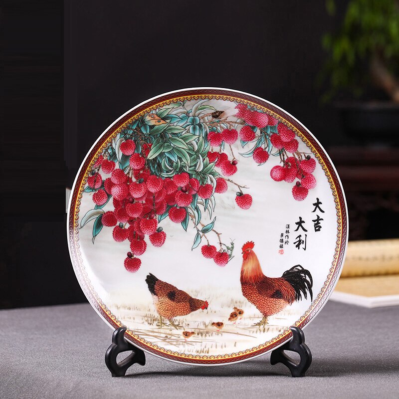Assiette décorative en céramique coq et Litchi | Art moderne, assiette de décoration de Style chinois, Base en bois, assiette de poulet en porcelaine