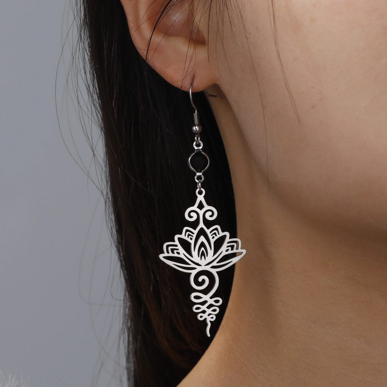 Skyrim Unalome Pendientes colgantes de flor de loto de acero inoxidable, colgante de budismo de Yoga, pendiente de gota, joyería espiritual, para mujeres