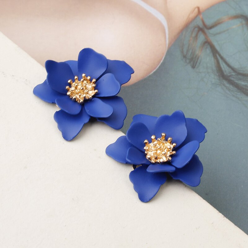 1 paar Ohrringe Ohr Stud Blume Elegante Süße Schmuck für Frauen Dame Mädchen EIG88: Blau