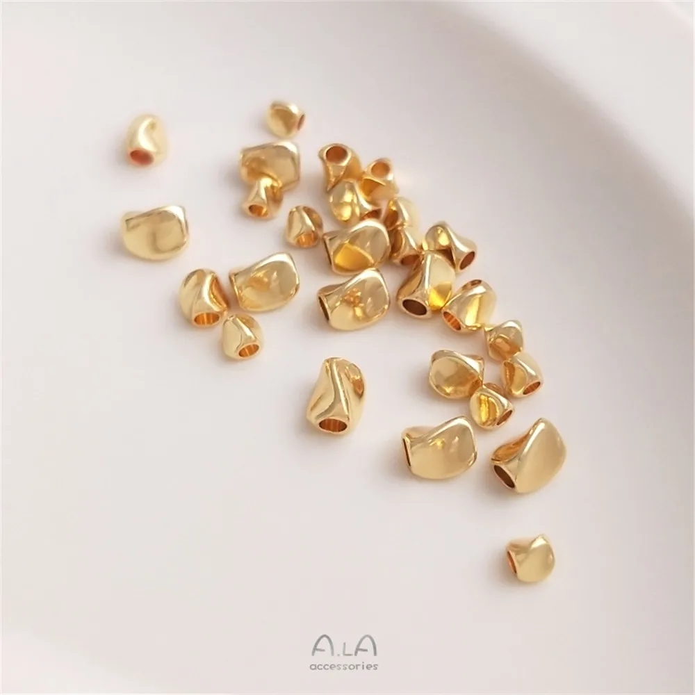 14K Gold Wrapped Kleine Gebroken Goud Kralen Driehoekige Spacer Diy Armband Hoofddeksel Handgemaakte Kralen: Licht Groen / 7MM