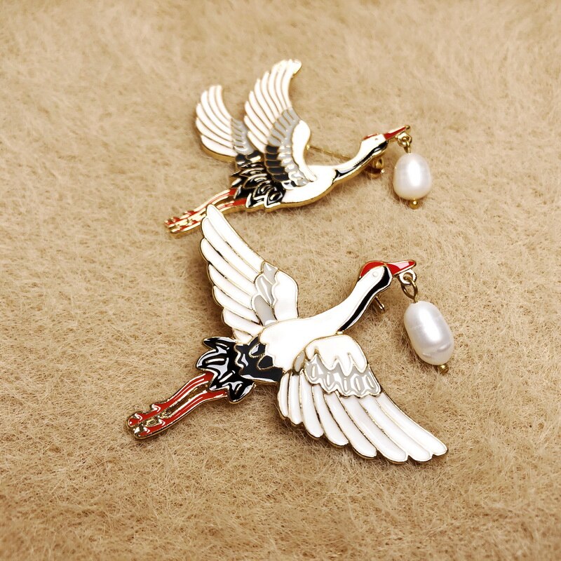 F. j4z 2020 novo pássaro broches para as mulheres adorável esmalte voando guindaste broche pinos menina traje jóias acessórios presentes dropship
