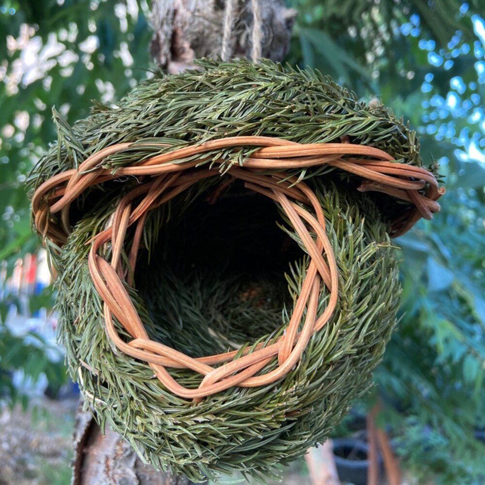 1Pc Outdoor Woven Bird Nest Hanging Bird House Garden Bird Nest Adornment