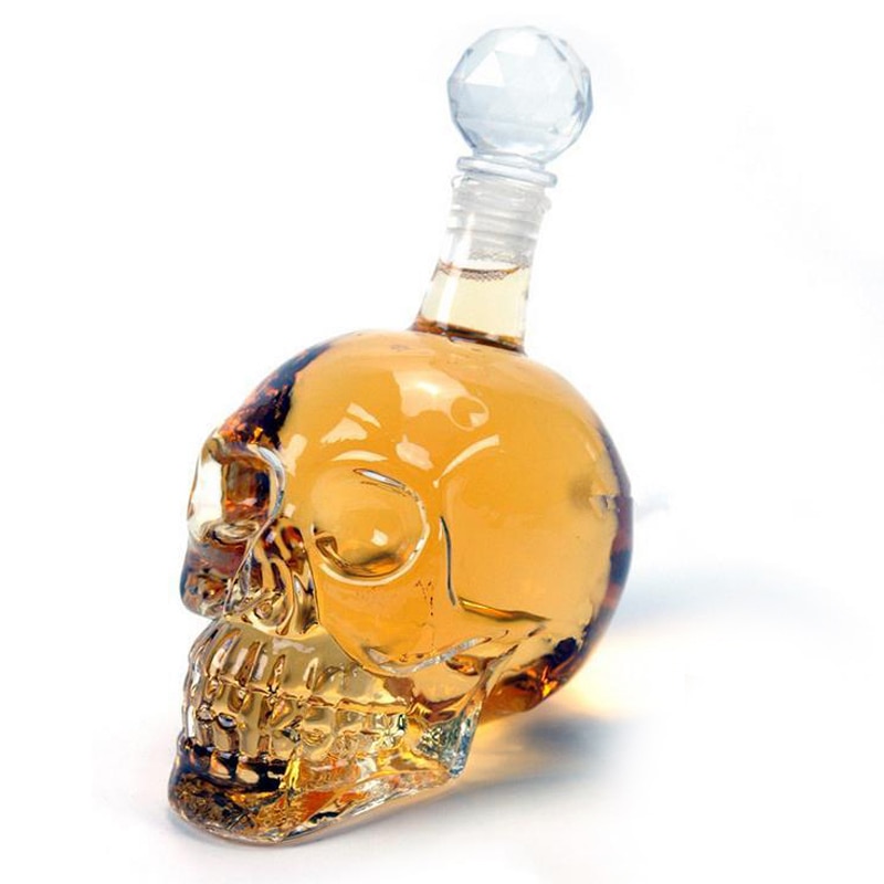 Kristallen schedel hoofd fles whisky wodka wijn karaf fles whisky glas bierglas sterke drank beker waterglas bar thuis
