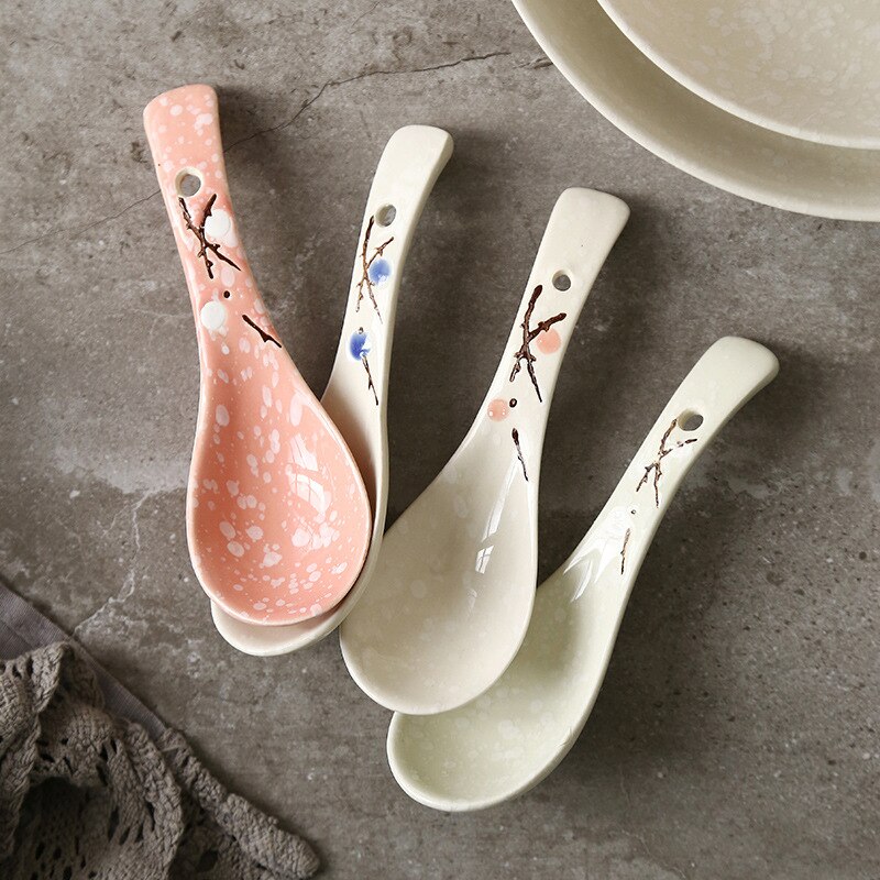 Cuchara de cerámica de ciruela pintada a mano japonesa copo de nieve esmalte de porcelana cuchara de sopa Floral café leche agitadora cuchara vajilla