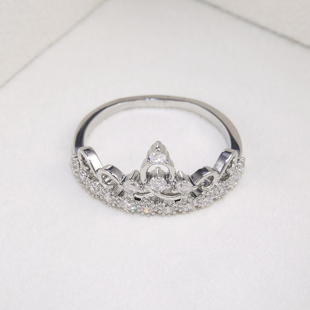 Huitan Delicate Silver Color Crown with Dazzling Cubic Zircon Women Ring Female Wedding Engagement Finger Ring